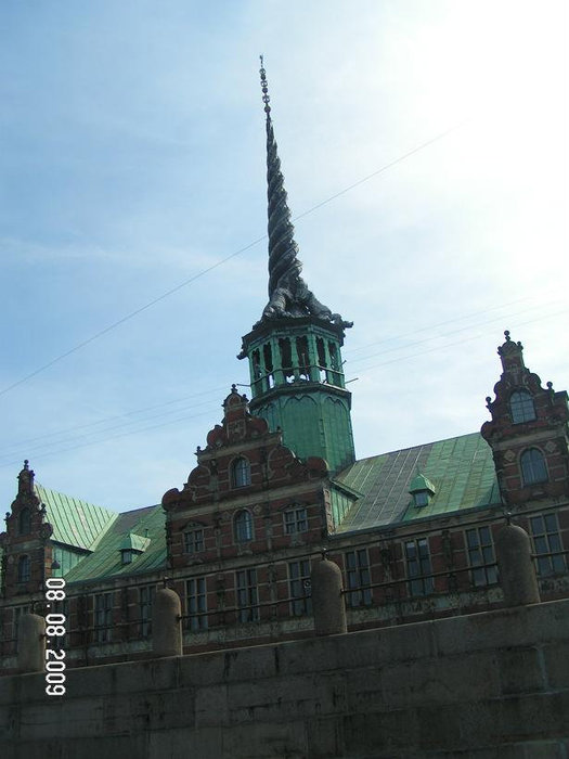 Причудливая башня Кристиансборга Копенгаген, Дания