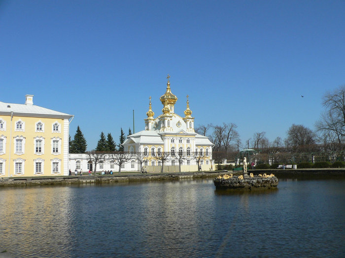 Придворная церковь в Петергофе Санкт-Петербург и Ленинградская область, Россия