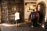 Чудотворная икона в Каменных вратах Загреба