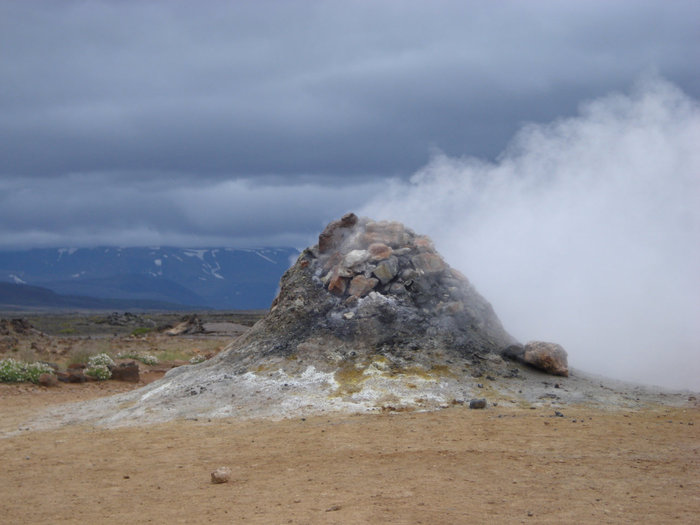 Мини-вулкан :) Исландия