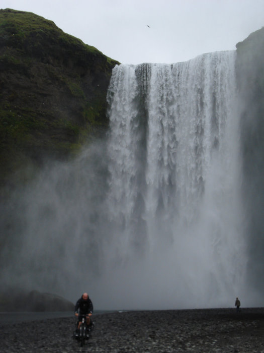 Водопад Скогафосс высота 62 метра Исландия