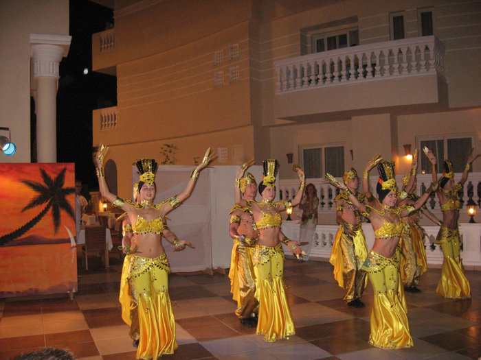 Восточные танцы... Провинция Южный Синай, Египет
