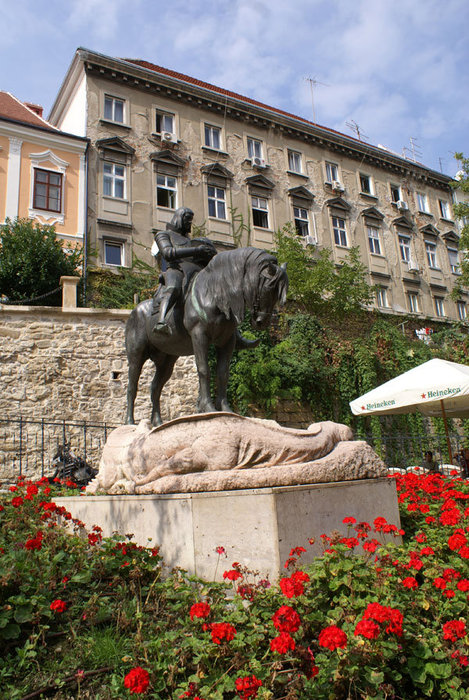 Святой Георгий на коне Загреб, Хорватия
