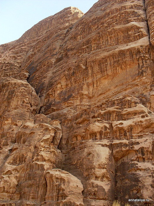 Начало Барак-каньона Пустыня Вади Рам, Иордания