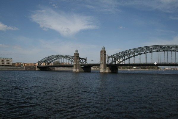 Большеохтинский или мост Петра Великого Санкт-Петербург, Россия