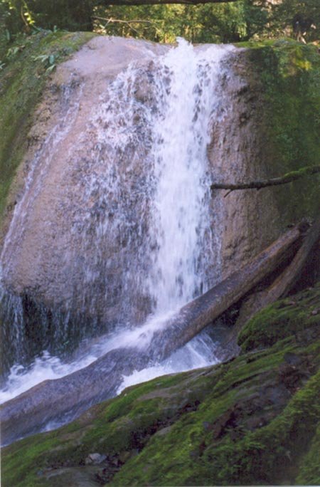 29 водопад — 5 м Сочи, Россия