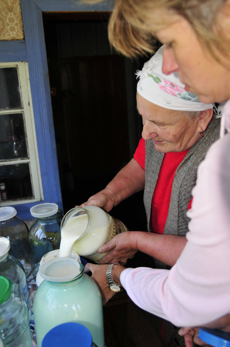 молочница в деревне Конново Гакково, Россия