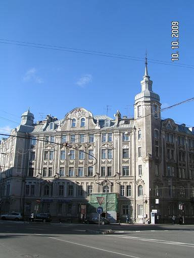 Европейский шик на Австрийской площади Санкт-Петербург, Россия