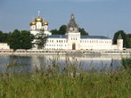 А главной достопримечательностью — Ипатьевский монастырь!