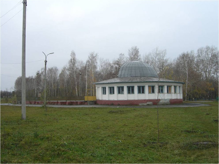 Сооружение в парке Бердск, Россия