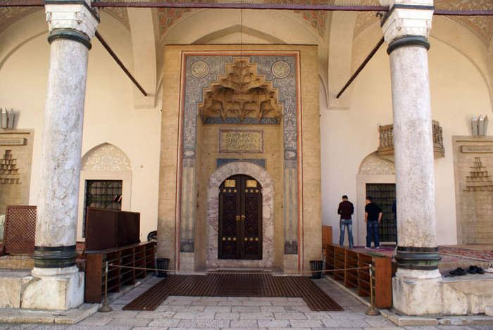 Вход в центральную мечеть Сараево Босния и Герцеговина