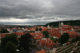 хмурое небо над Прагой