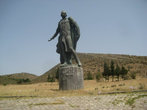 Памятник на выезде из Тбилиси в сторону Гори