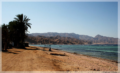 Пляж в Ассале Дахаб, Египет
