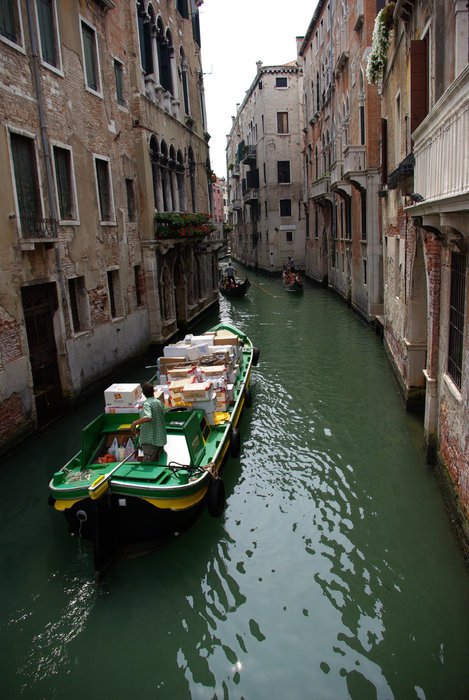 Плавучие средства - которые не гондолы Венеция, Италия