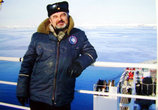 Владимир Соколов из посёлка Песочное, что на Ярославщине под Рыбинском, провел в Антарктиде семь зимовок или одиннадцать лет из 60 лет своей жизни. Он — антарктический долгожитель среди ярославцев.