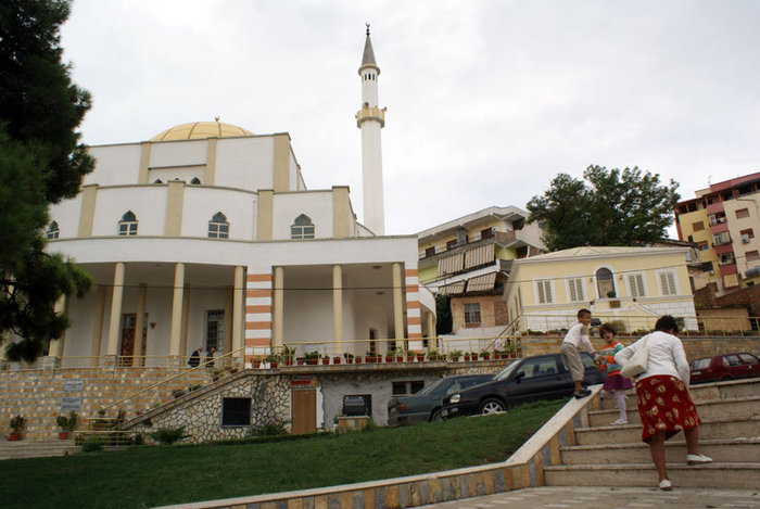 Мечеть — удивительным образом уцелела в период атеизма Дуррес, Албания