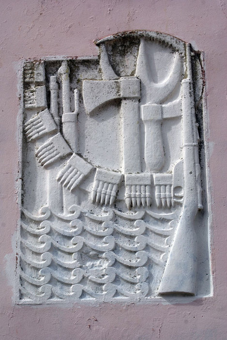 Барельеф на памятнике Дуррес, Албания