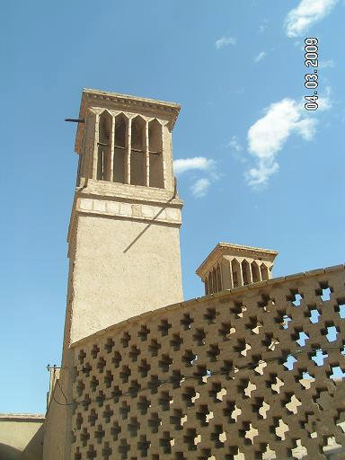 Старинные постройки Иран