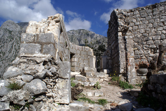 Стены крепости Святого Иоанна Котор, Черногория