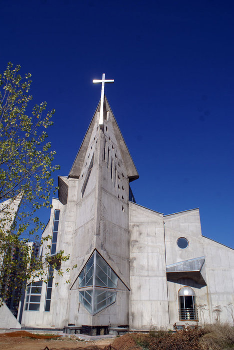 Строится новый католический храм Сараево, Босния и Герцеговина