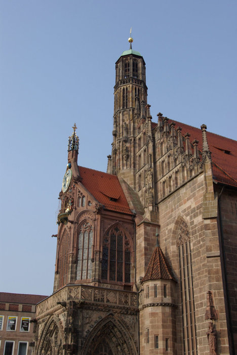 Frauenkirche - Фрауэнкирхе и городской рынок Нюрнберг, Германия