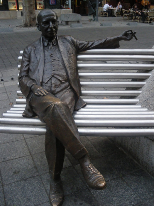 Памятник Имре Кальману — венгерскому композитору, автору оперетт Будапешт, Венгрия