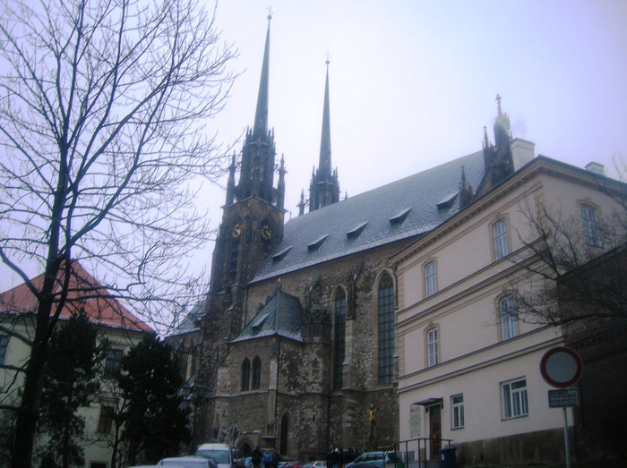 Собор святых Петра и Павла. Смотровая площадка на дальней башне Брно, Чехия