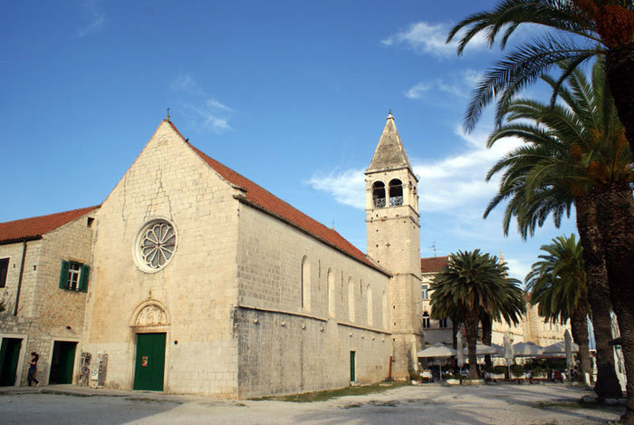 Церковь на набережной Трогир, Хорватия