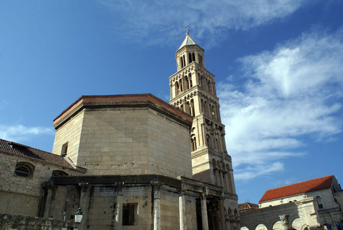 Мавзолей императора Диоклетиана и собор Сплита Сплит, Хорватия
