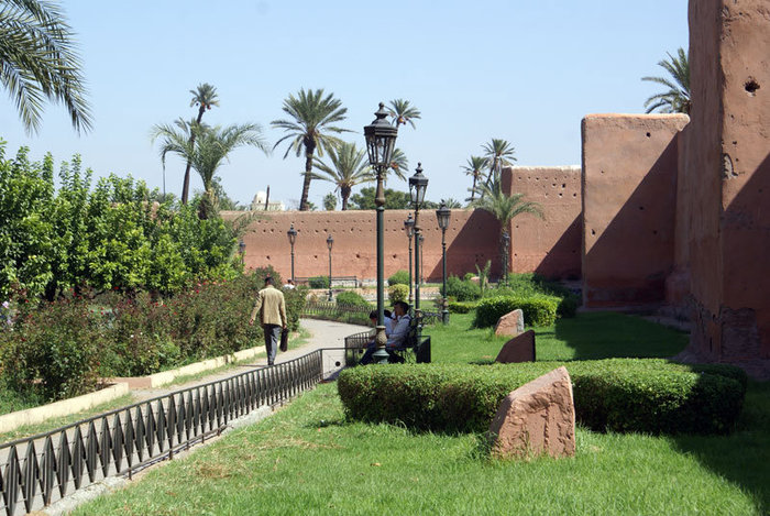 Парк у крепостной стены Марракеш, Марокко
