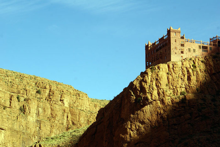Замок на скале Бульман, Марокко