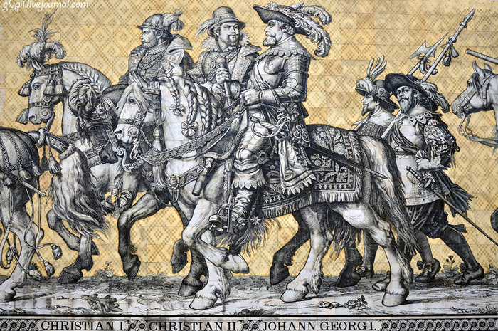 Фрагмент плиточного настенного панно Шествие королей, его кусочек виден на предыдущей фотографии. Дрезден, Германия