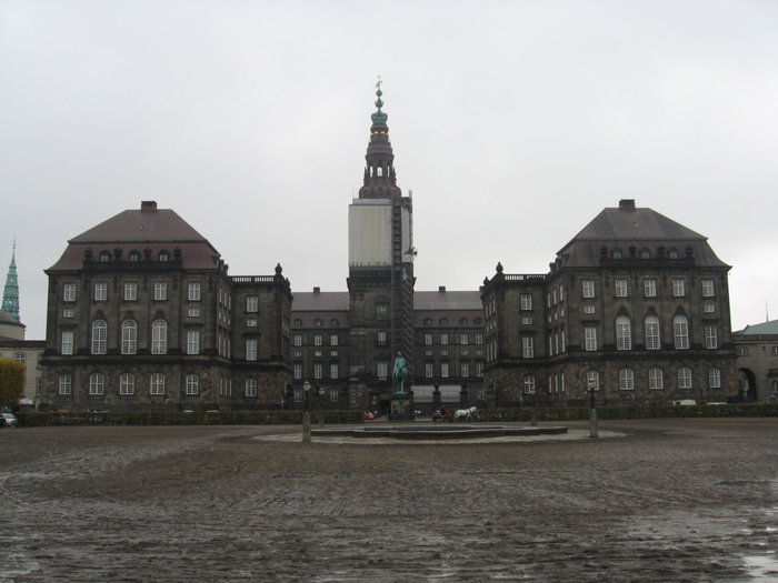 Королевский дворец Христиансборг Копенгаген, Дания