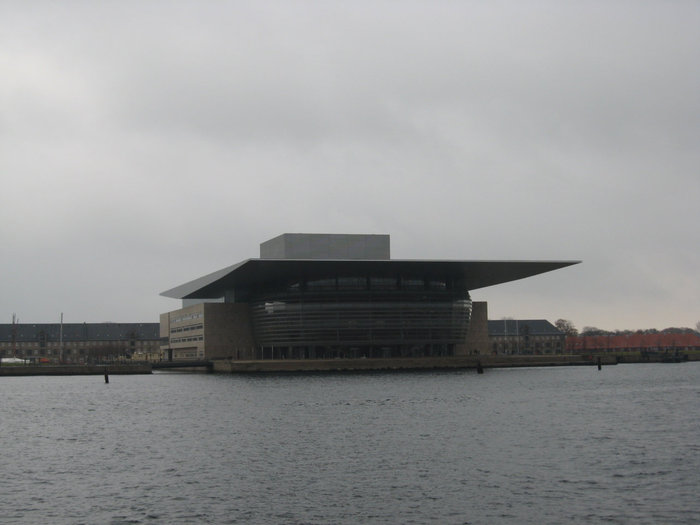 здание оперы Копенгаген, Дания