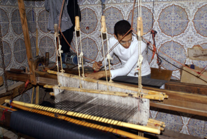 Работа на ткацком станке Фес, Марокко