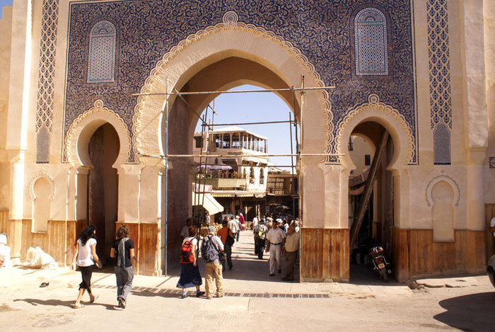 Ворота в городской стене Фес, Марокко