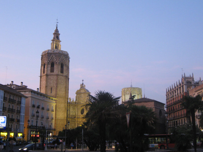 Валенсия - модерн и старый город Валенсия, Испания