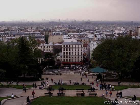 Париж перед грозой Париж, Франция