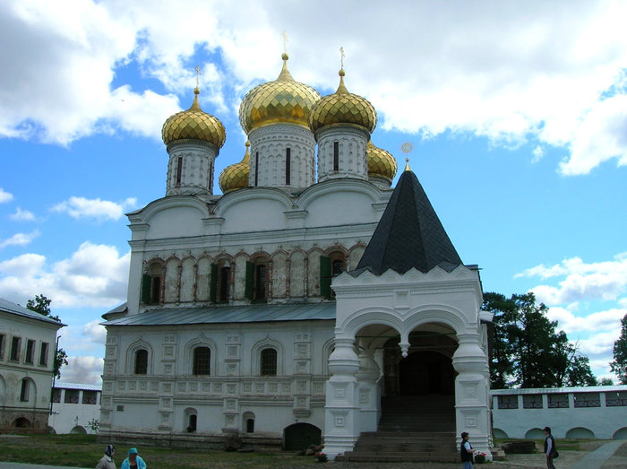 Ипатьевский монастырь Кострома, Россия