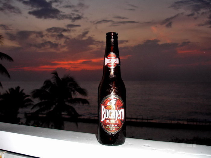 местное пиво на закате, г.Гавана Куба