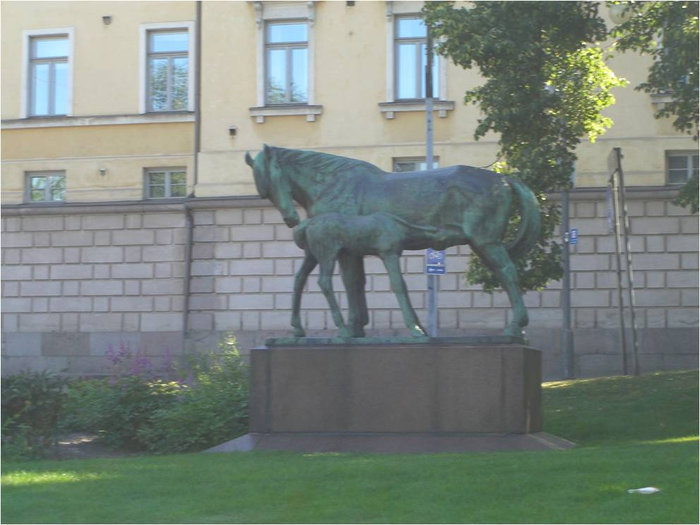 Памятник Материнская любовь Хельсинки, Финляндия