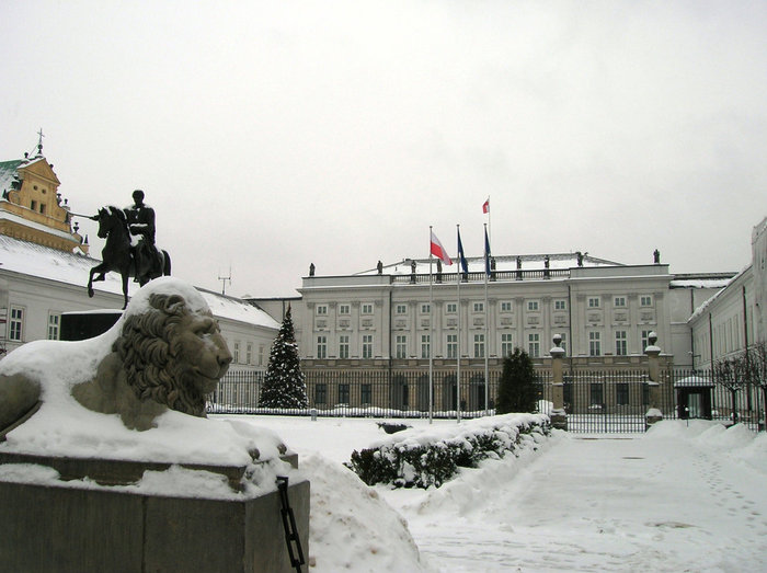 Прогулка по городу Варшава, Польша