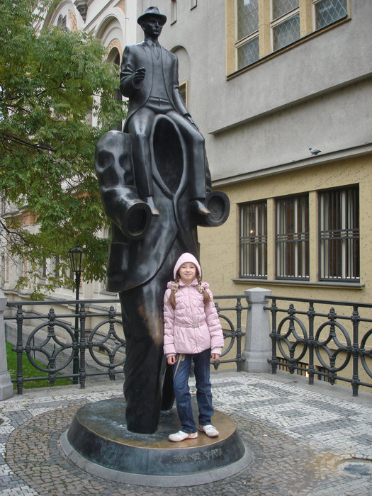 памятник Кафке Прага, Чехия