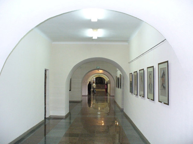 30. Галерея первого этажа музея обороны Брест, Беларусь