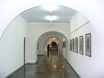 30. Галерея первого этажа музея обороны