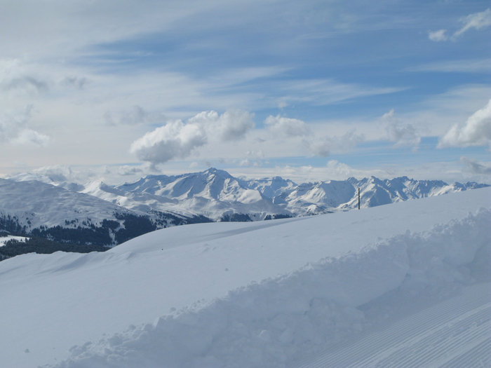 Швейцарские Альпы  и чистый горный воздух Давос, Швейцария