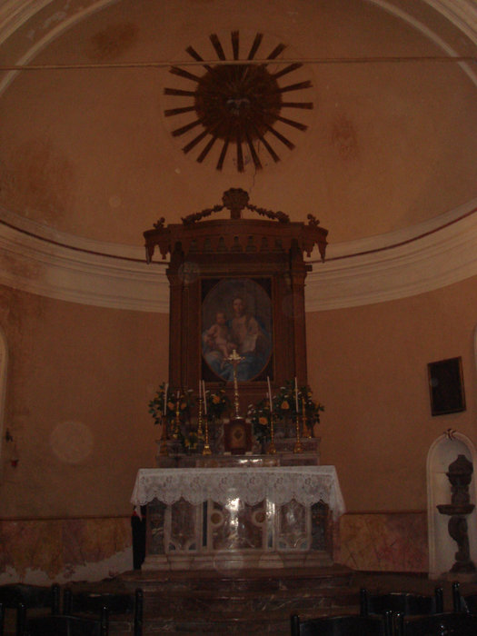 В церкви Таормина, Италия