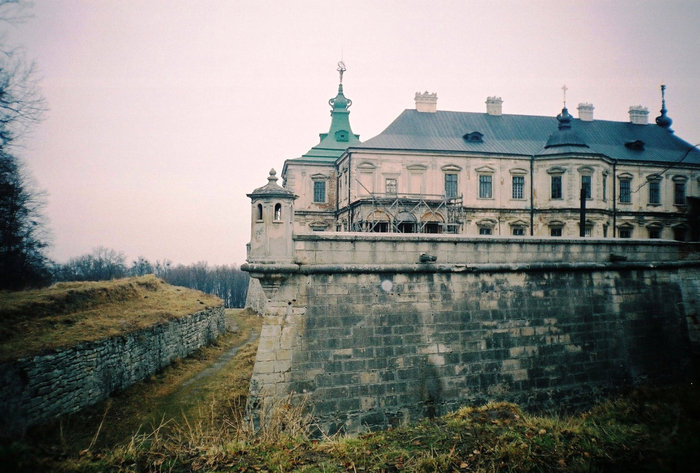 Замок Подгорцы (Бродовский район), Украина