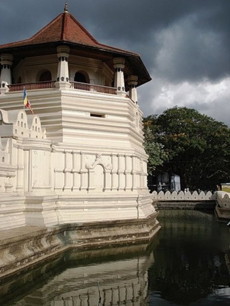 Канди — духовная столица острова Калутара, Шри-Ланка